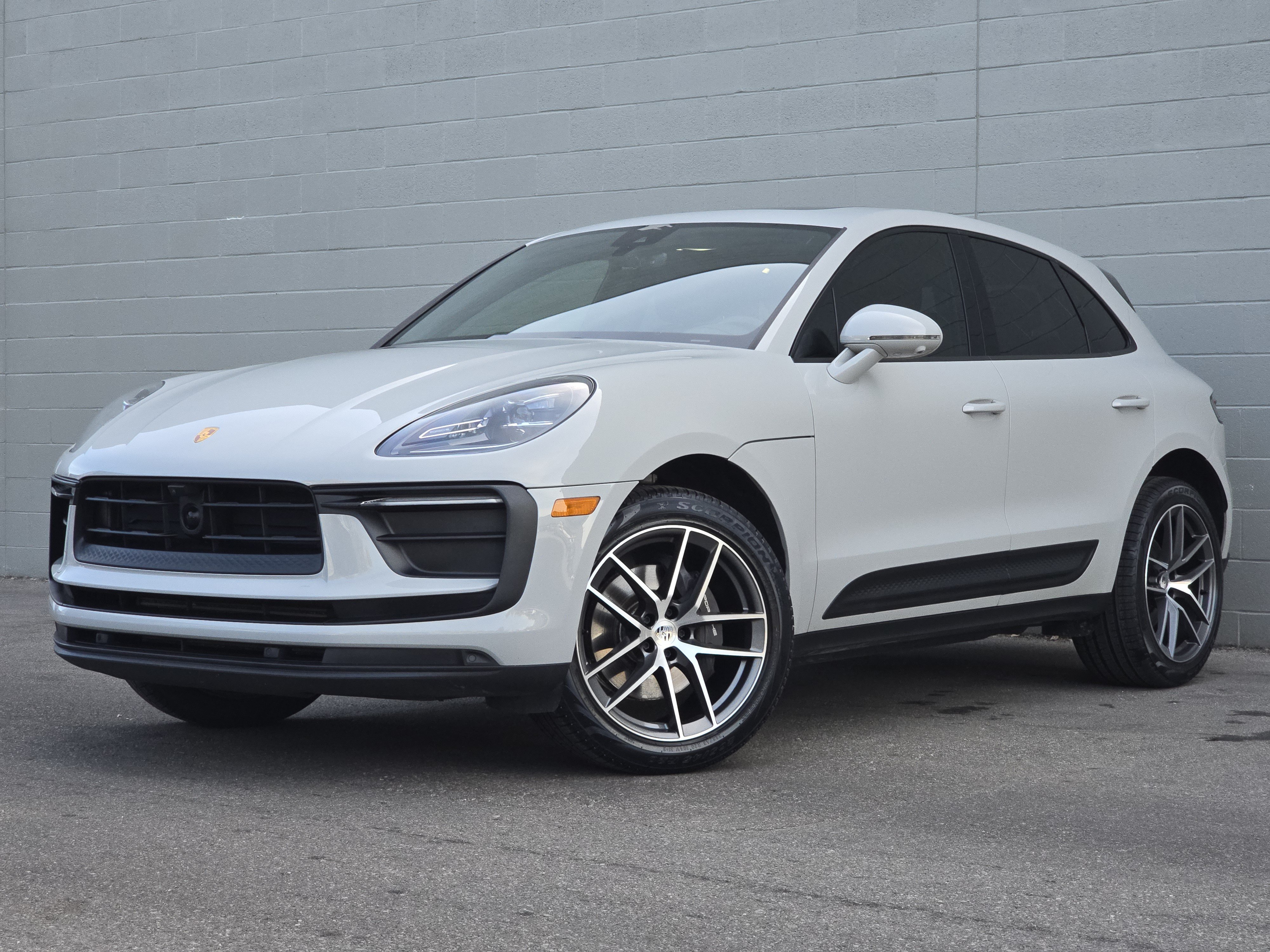 Certified 2023 Porsche Macan