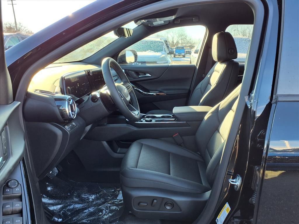 New 2026 Chevrolet Equinox LT w/ Convenience Package II image 13