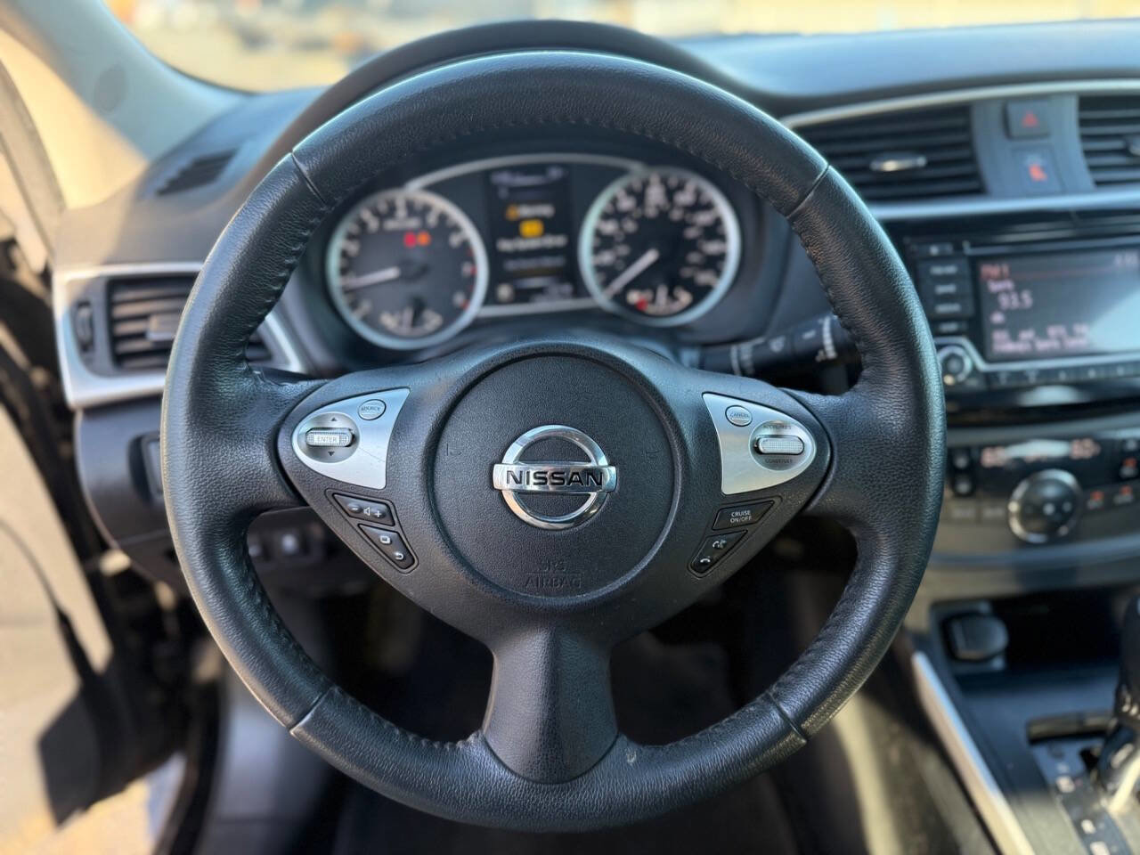 Used 2018 Nissan Sentra SV FWD image 18