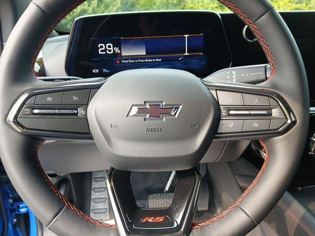 New 2025 Chevrolet Blazer EV RS image 13