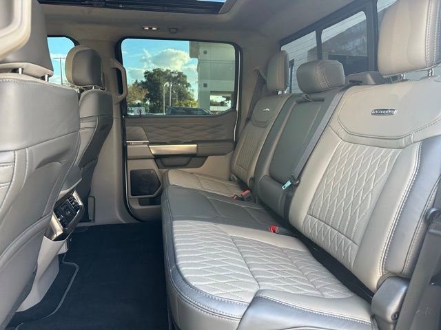 Certified 2025 Ford F350 Platinum w/ Platinum Plus Package image 15