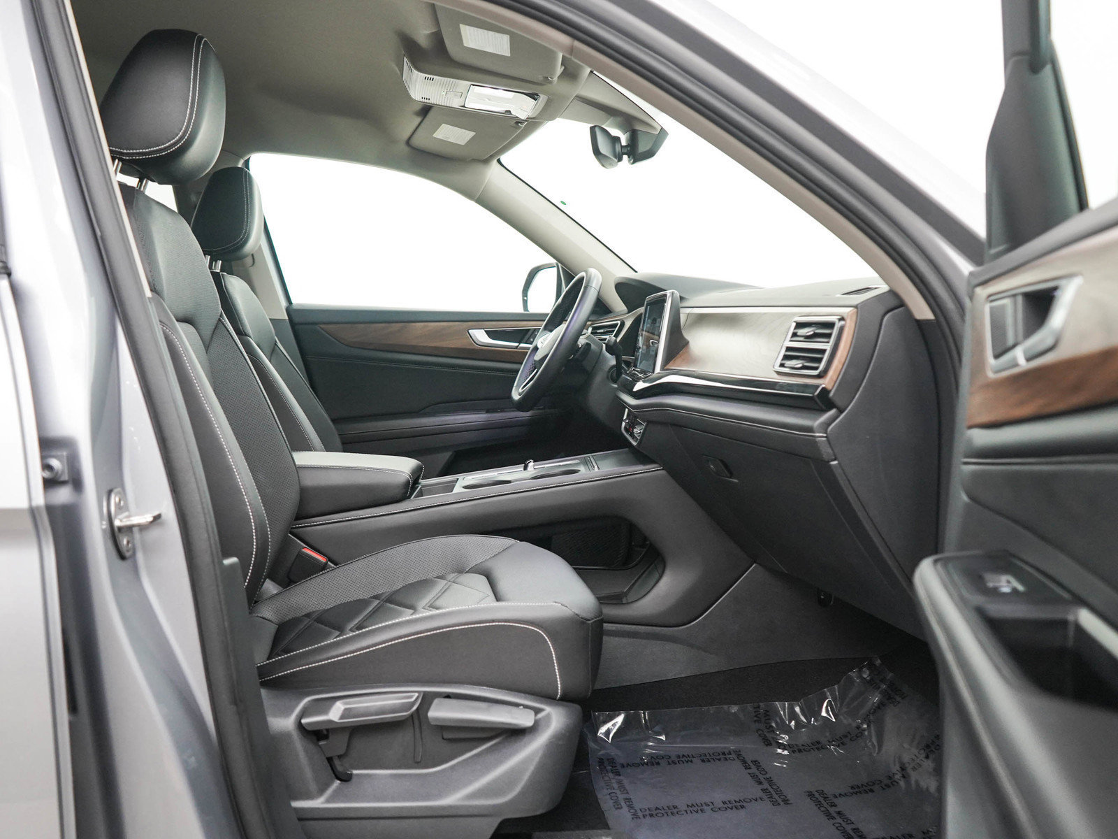 Used 2026 Volkswagen Atlas SE AWD/4WD image 11