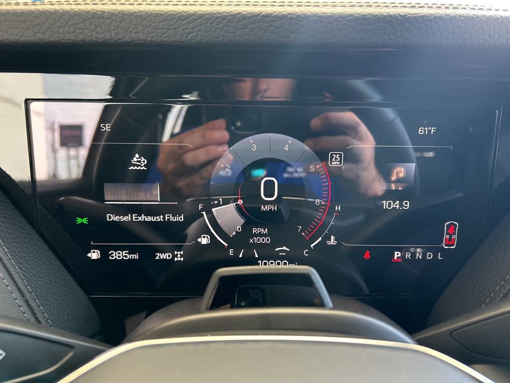 Used 2025 GMC Yukon Denali w/ Denali Reserve Package image 24