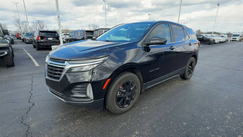 Used 2024 Chevrolet Equinox LT w/ LPO, Floor Liner Package FWD image 4
