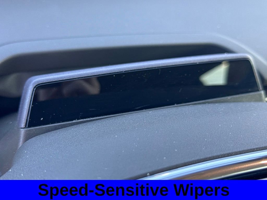 Used 2024 Lincoln Nautilus Premier AWD/4WD image 32