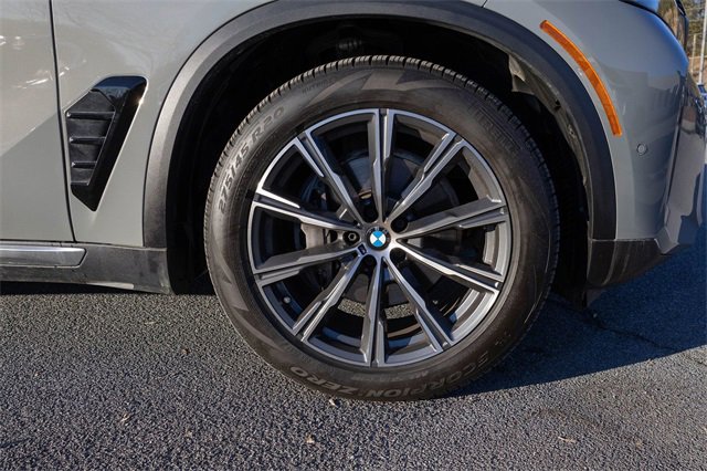 Certified 2025 BMW X5 xDrive40i w/ Parking Assistance Package image 11