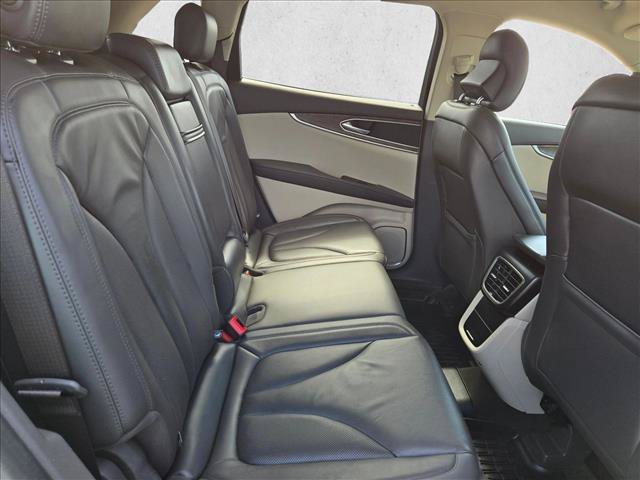 Used 2019 Lincoln Nautilus Select w/ Cargo Utility Package FWD image 20