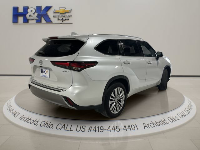 Used 2026 Toyota Highlander Platinum AWD/4WD image 6