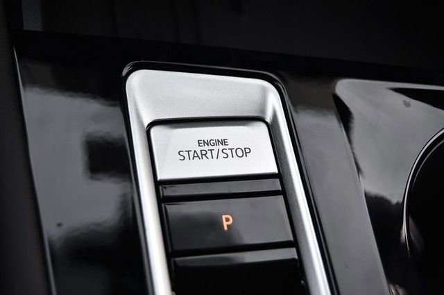 New 2026 Volkswagen Atlas SEL Premium R-Line image 17