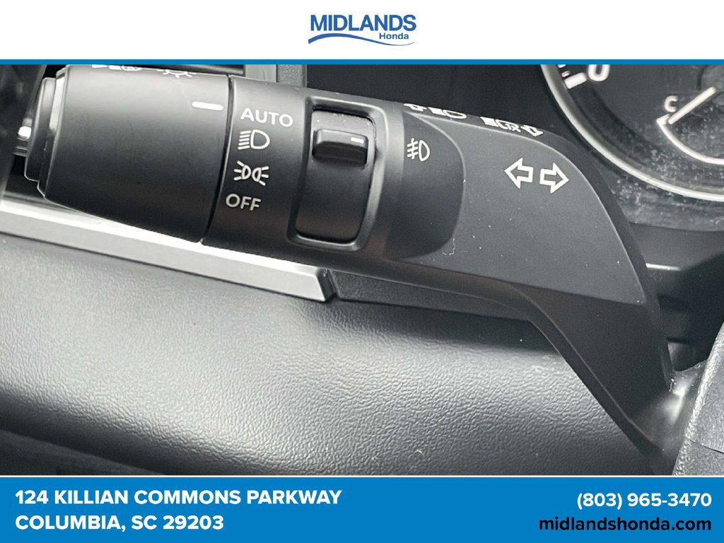 Used 2025 Mitsubishi Outlander SE FWD image 23