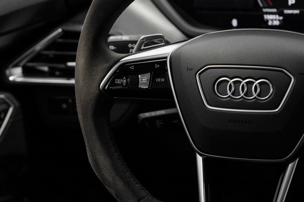 Used 2024 Audi e-tron GT Prestige image 23