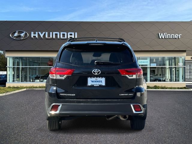Used 2019 Toyota Highlander Limited image 4