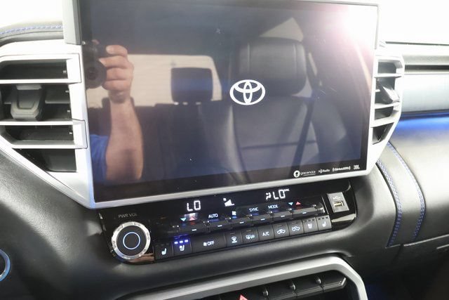Used 2023 Toyota Tundra Platinum AWD/4WD image 19