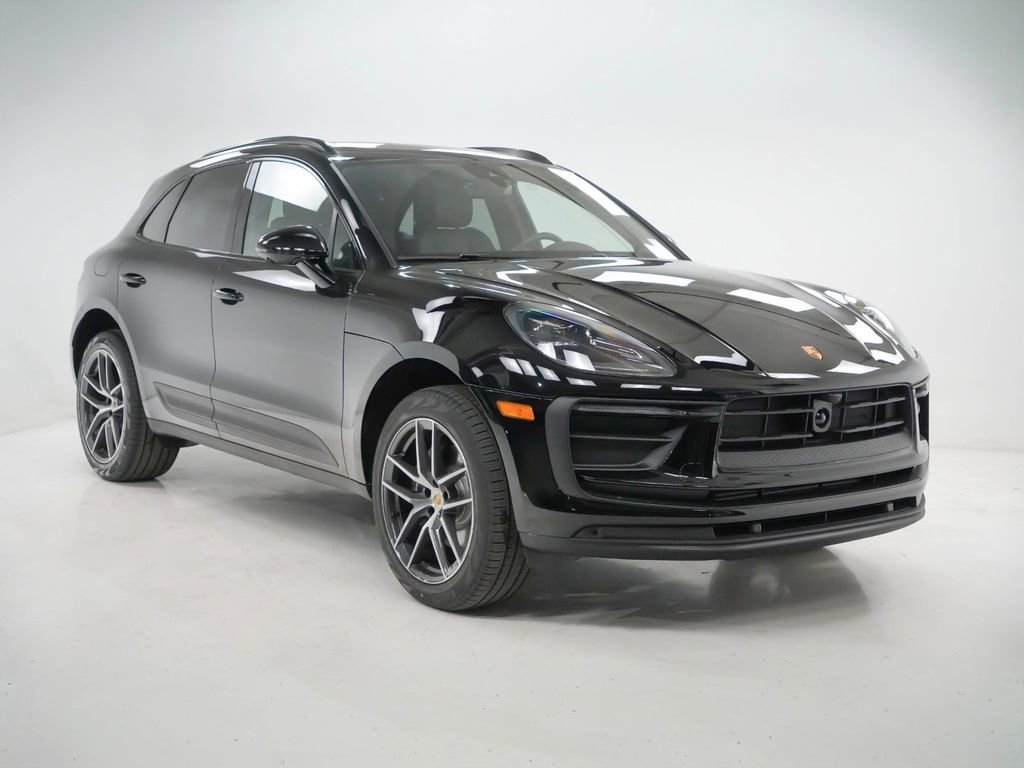 Used 2026 Porsche Macan AWD/4WD image 65