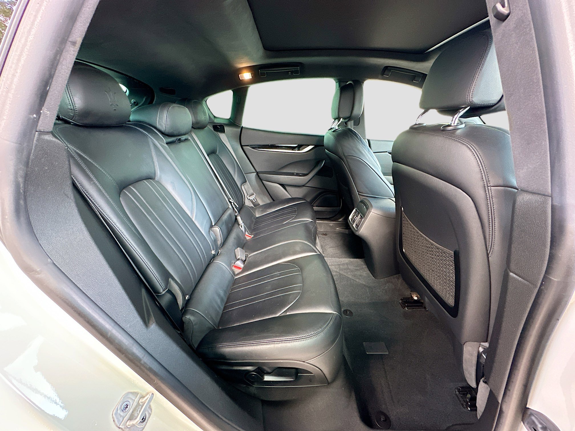 Used 2023 Maserati Levante Modena image 27