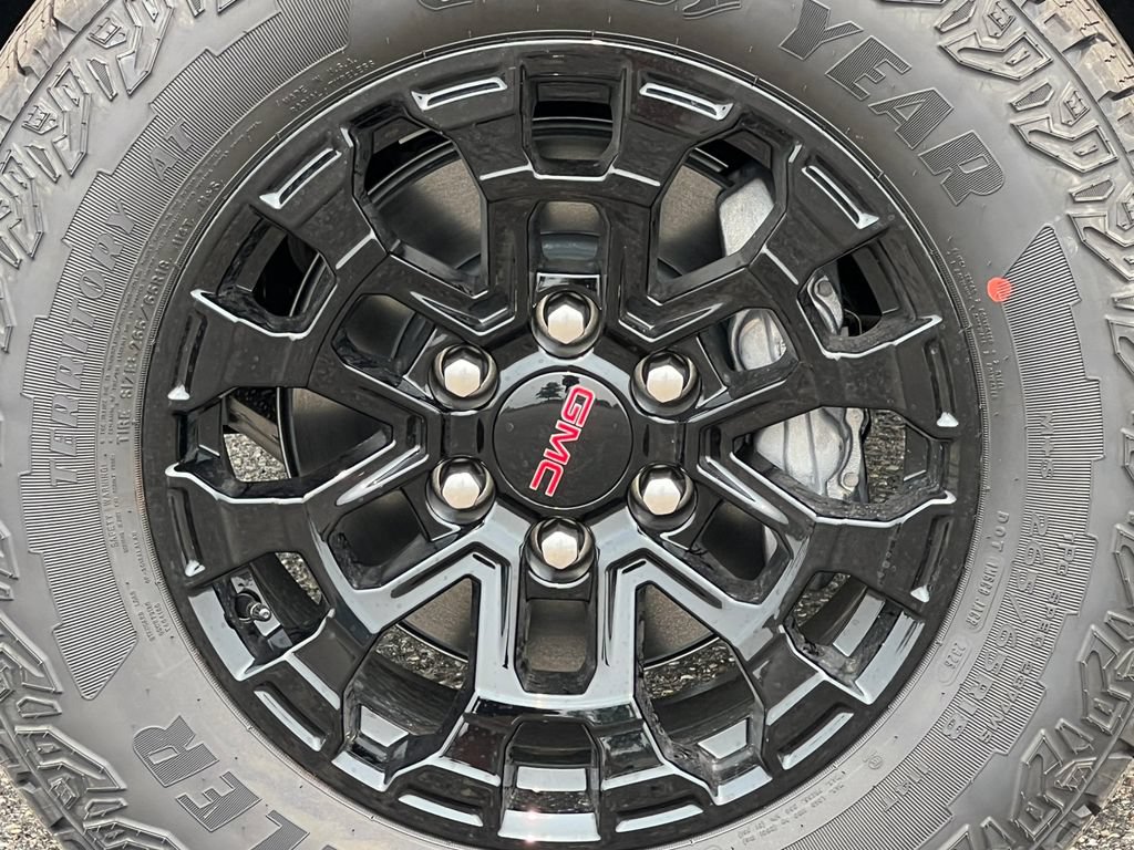 New 2026 GMC Canyon Elevation w/ Convenience Package AWD/4WD image 11