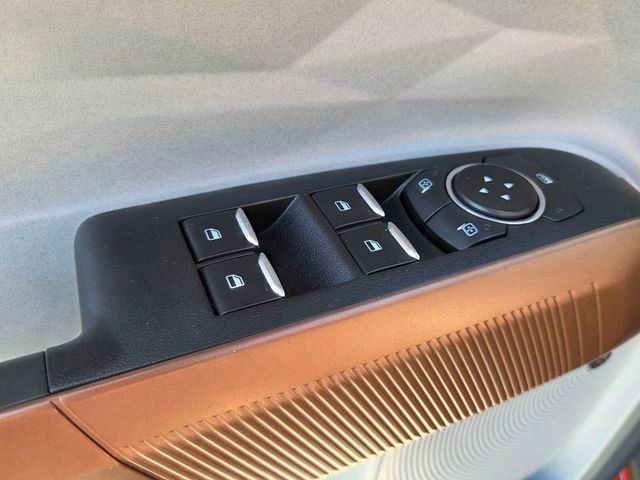 Used 2022 Ford Maverick Lariat w/ Lariat Luxury Package image 22