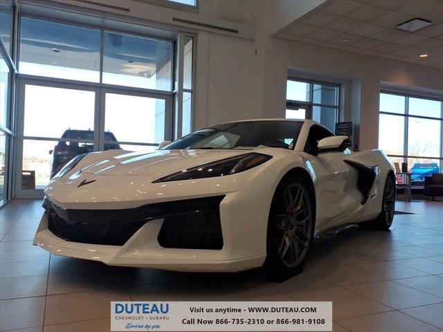 Used 2024 Chevrolet Corvette Z06 image 3