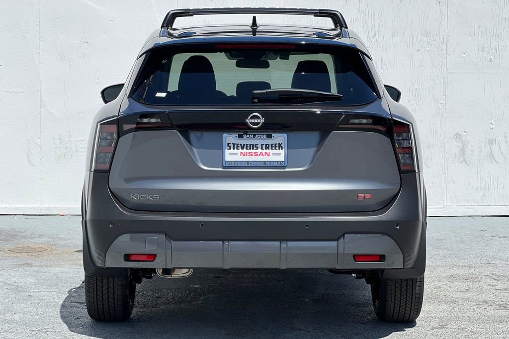 New 2025 Nissan Kicks SR w/ Illumination Package image 5