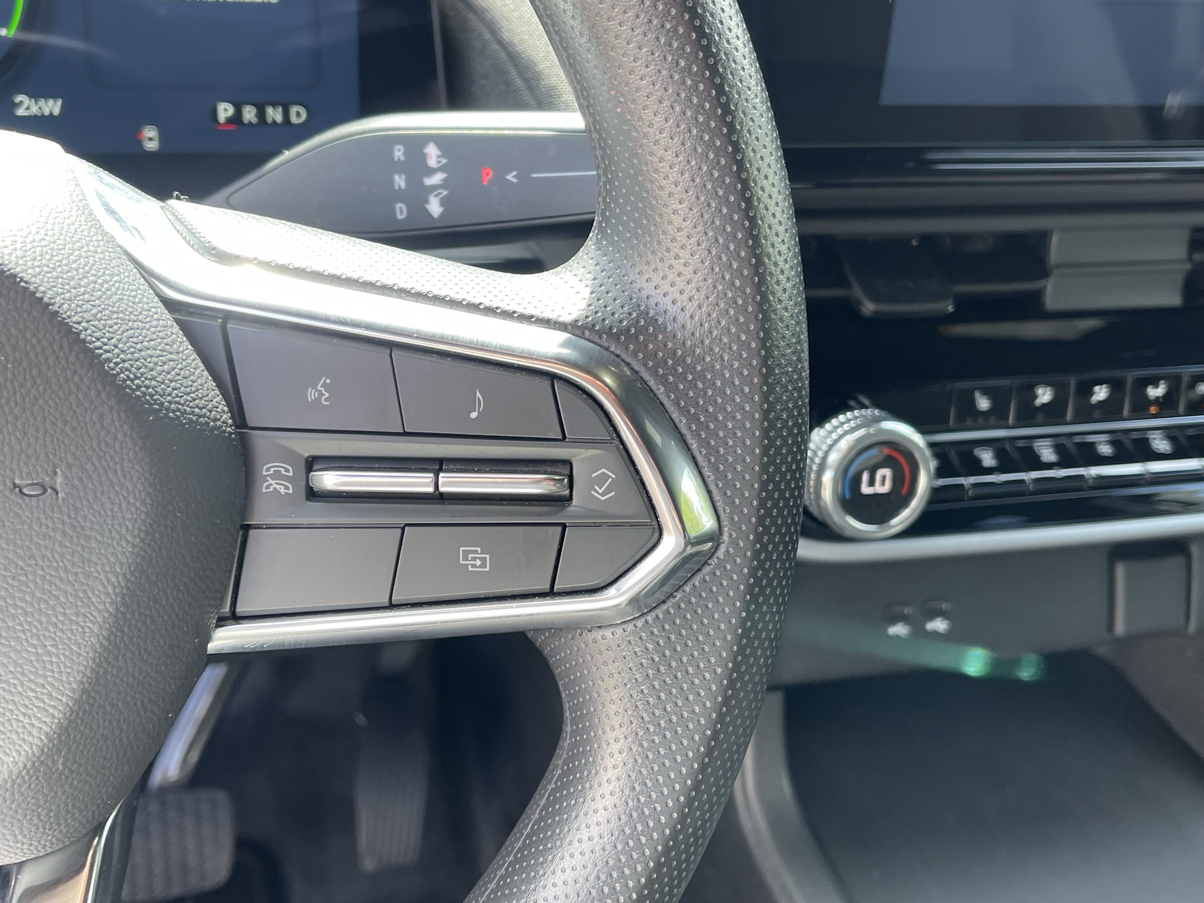 Used 2024 Honda Prologue EX image 21