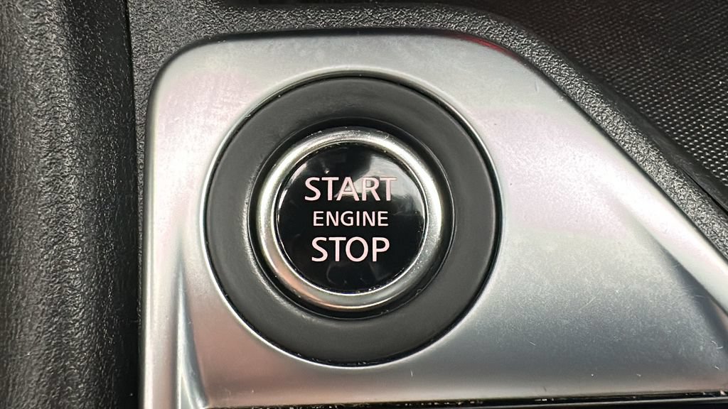Used 2025 Nissan Sentra SV FWD image 23