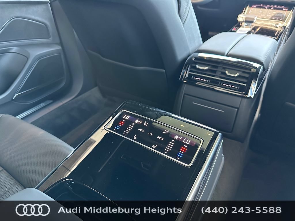 New 2026 Audi A8 L 3.0T AWD/4WD image 32