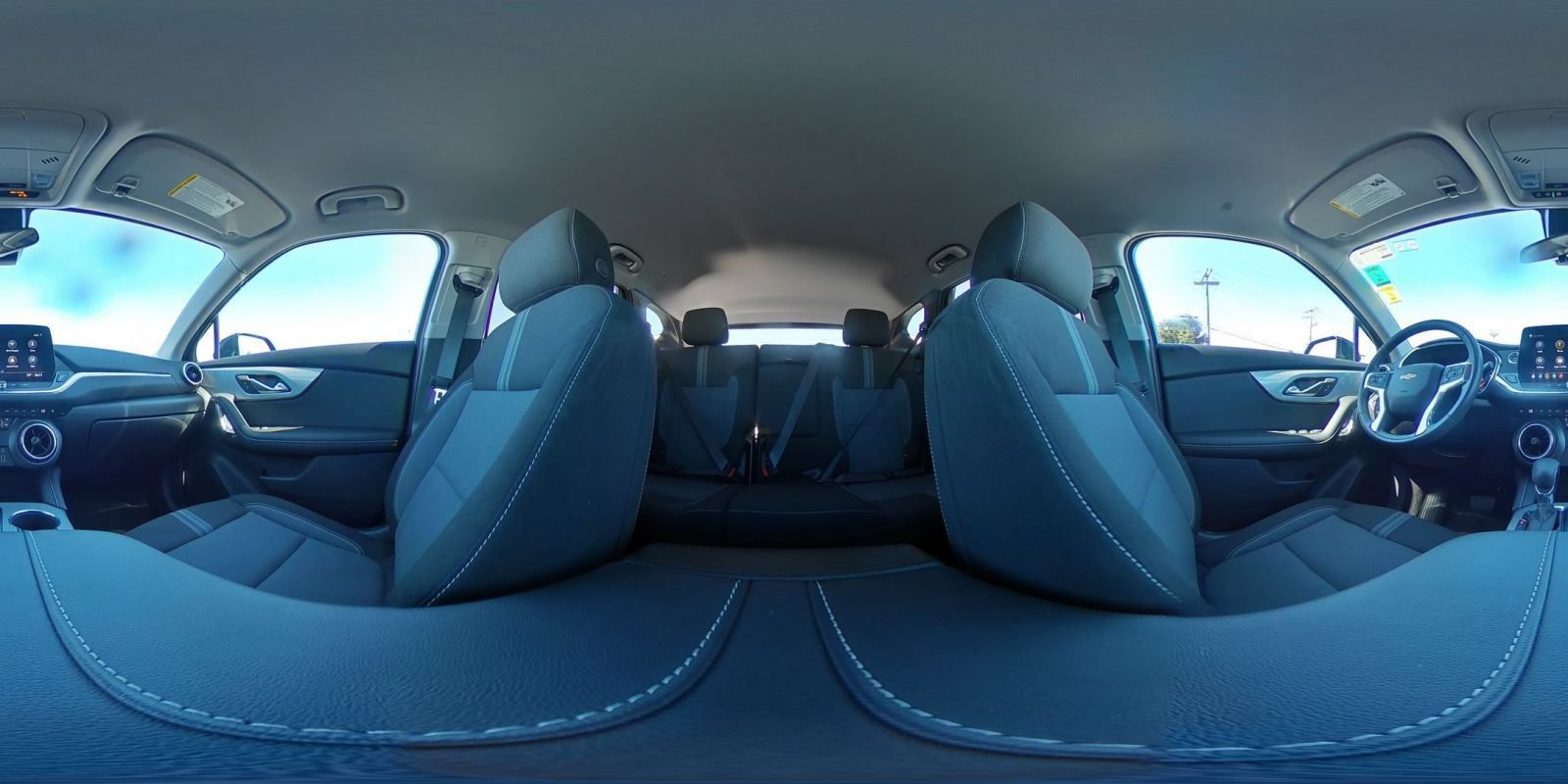 Used 2025 Chevrolet Blazer LT FWD image 44