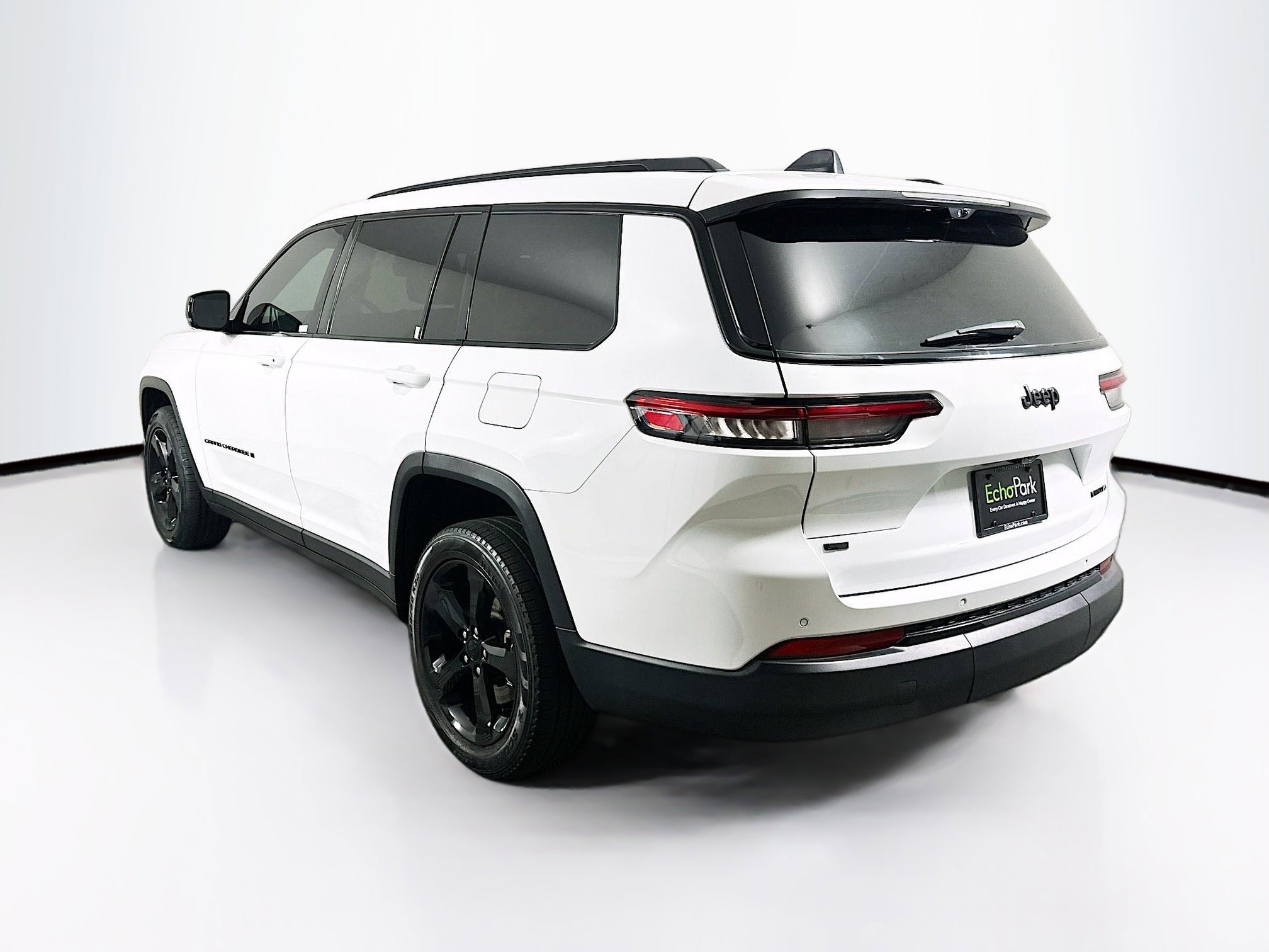 Used 2023 Jeep Grand Cherokee L Limited w/ Luxury Tech Group II RWD image 5