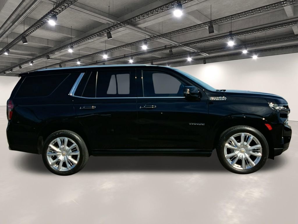 Used 2023 Chevrolet Tahoe High Country w/ Premium Package 2 AWD/4WD image 17