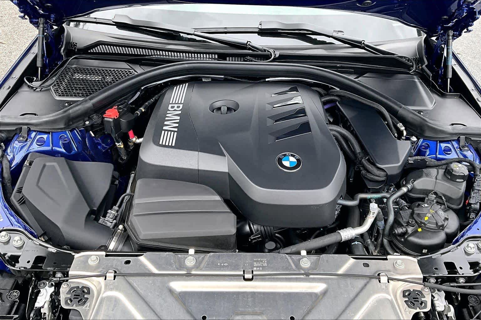 New 2026 BMW 330i Sedan w/ M Sport Package RWD image 16
