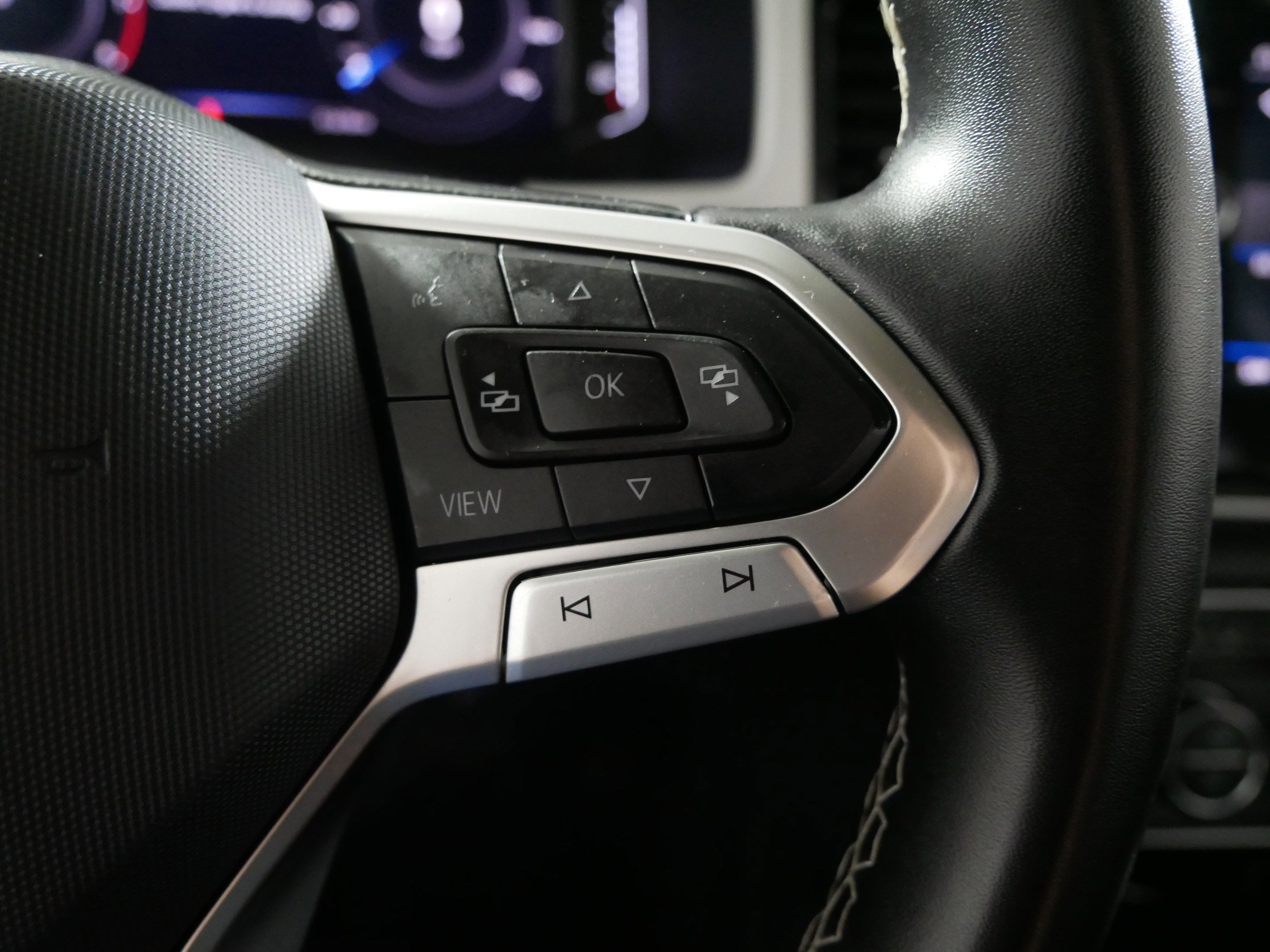 Certified 2023 Volkswagen Atlas SE w/ Panoramic Sunroof Package image 28