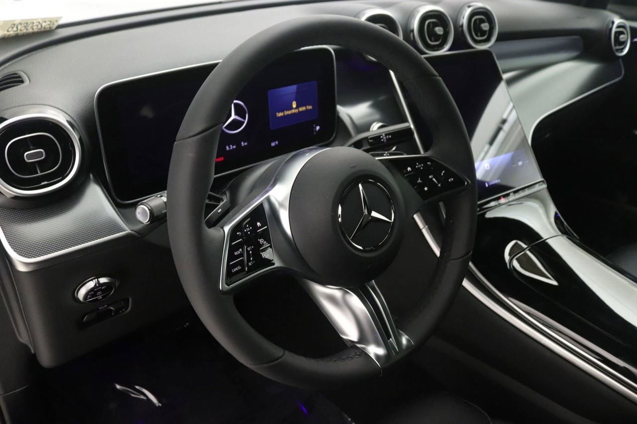 New 2026 Mercedes-Benz GLC 300 image 5