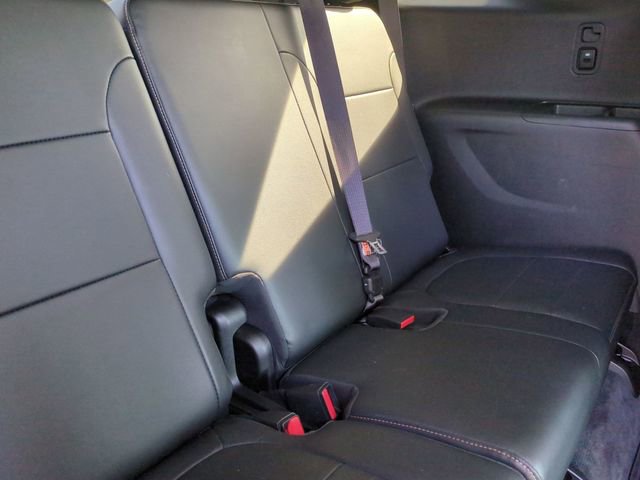 Used 2019 Chevrolet Traverse RS image 30