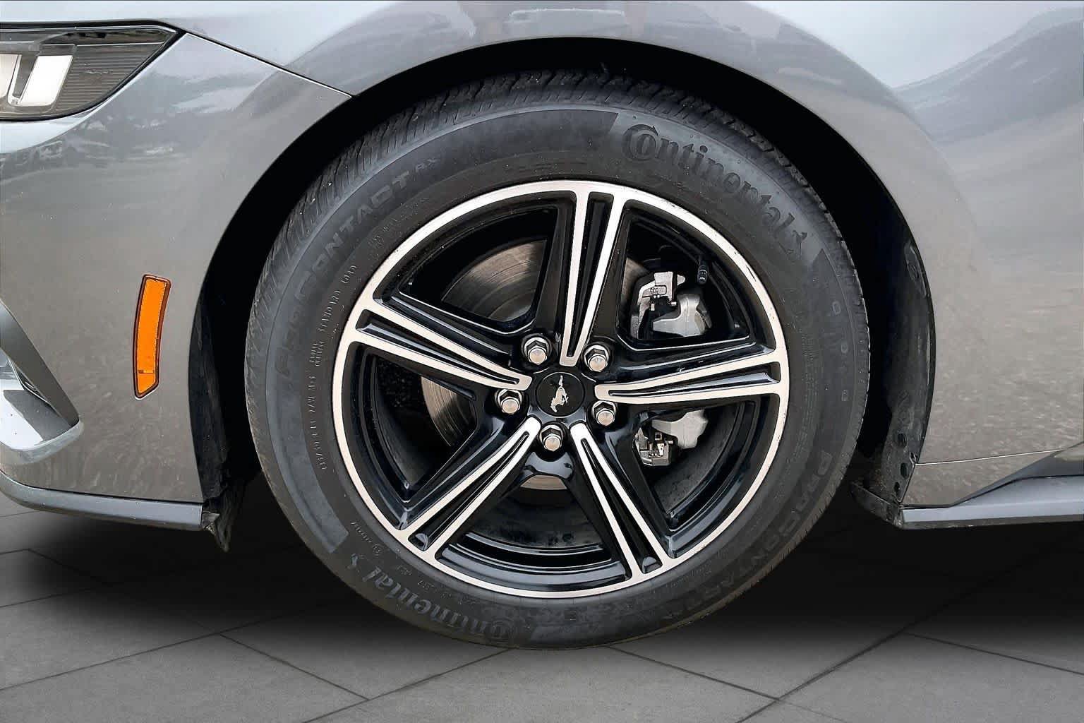 Used 2024 Ford Mustang Premium RWD image 9