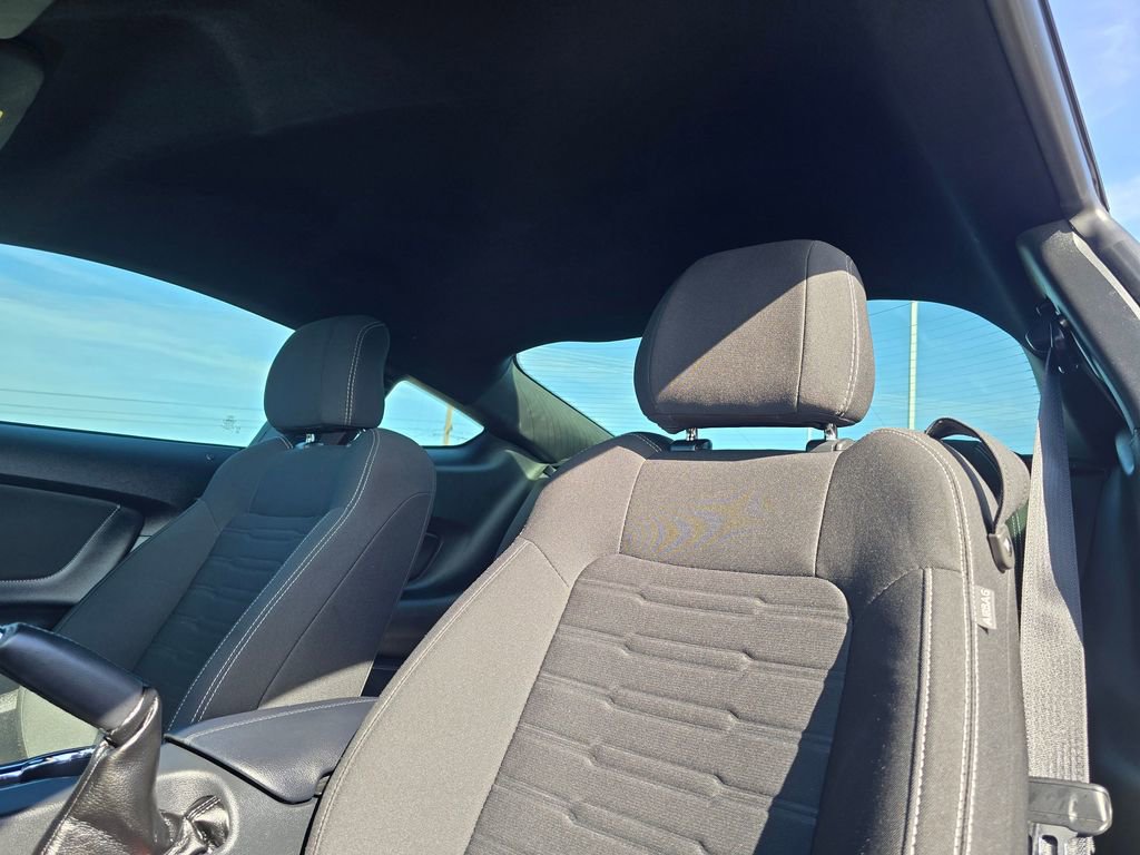 Used 2016 Ford Mustang GT w/ Black Accent Package image 31