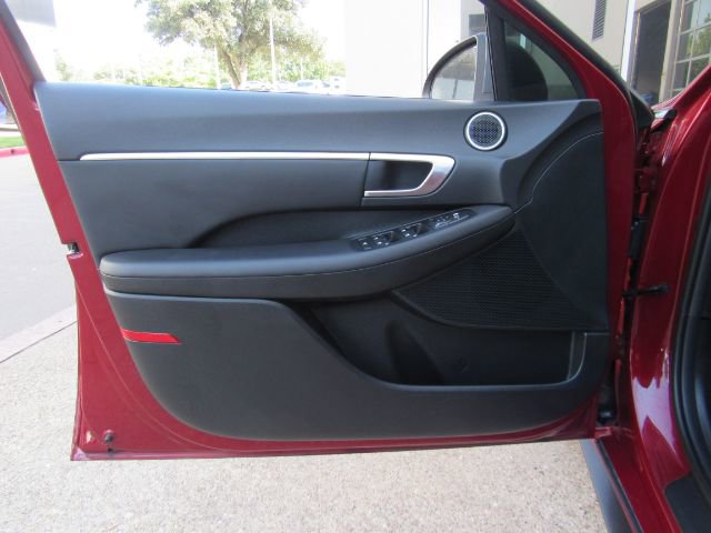 Used 2023 Hyundai Sonata Blue image 13