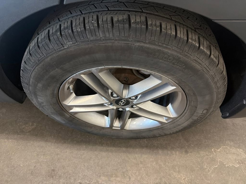 Used 2017 Hyundai Santa Fe Sport image 26