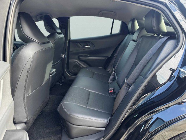 Used 2025 Toyota Prius image 38