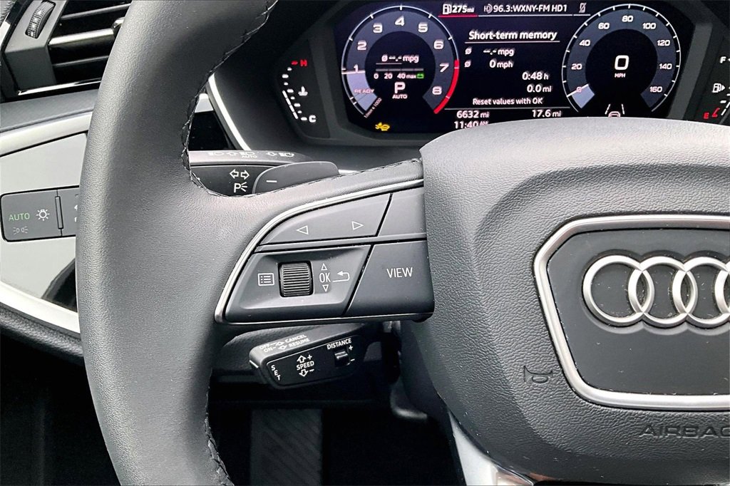 Used 2025 Audi Q3 2.0T Premium w/ Convenience Package image 11