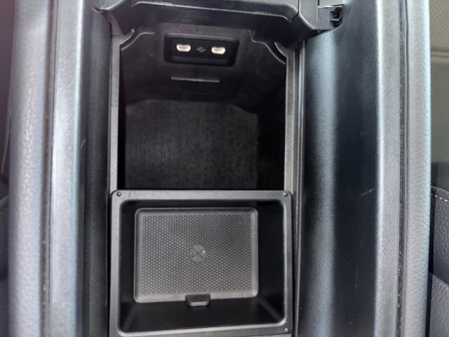 Used 2024 Mercedes-Benz GLC 300 image 34