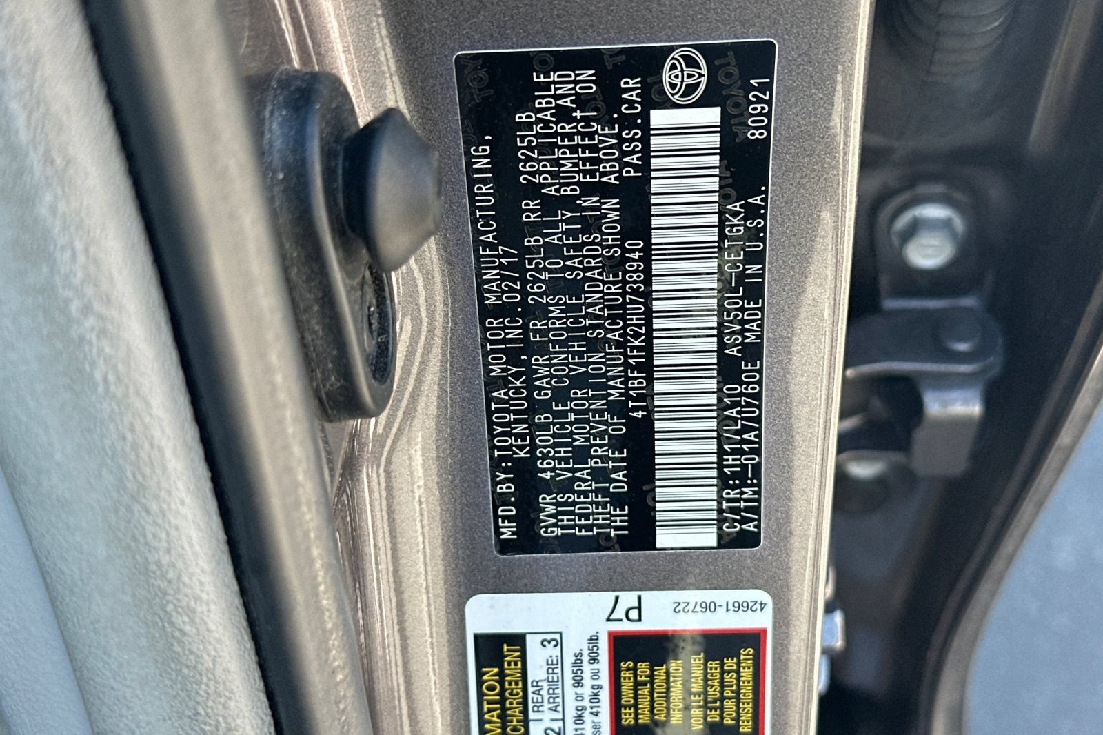 Used 2017 Toyota Camry XLE w/ Moonroof Package FWD image 29