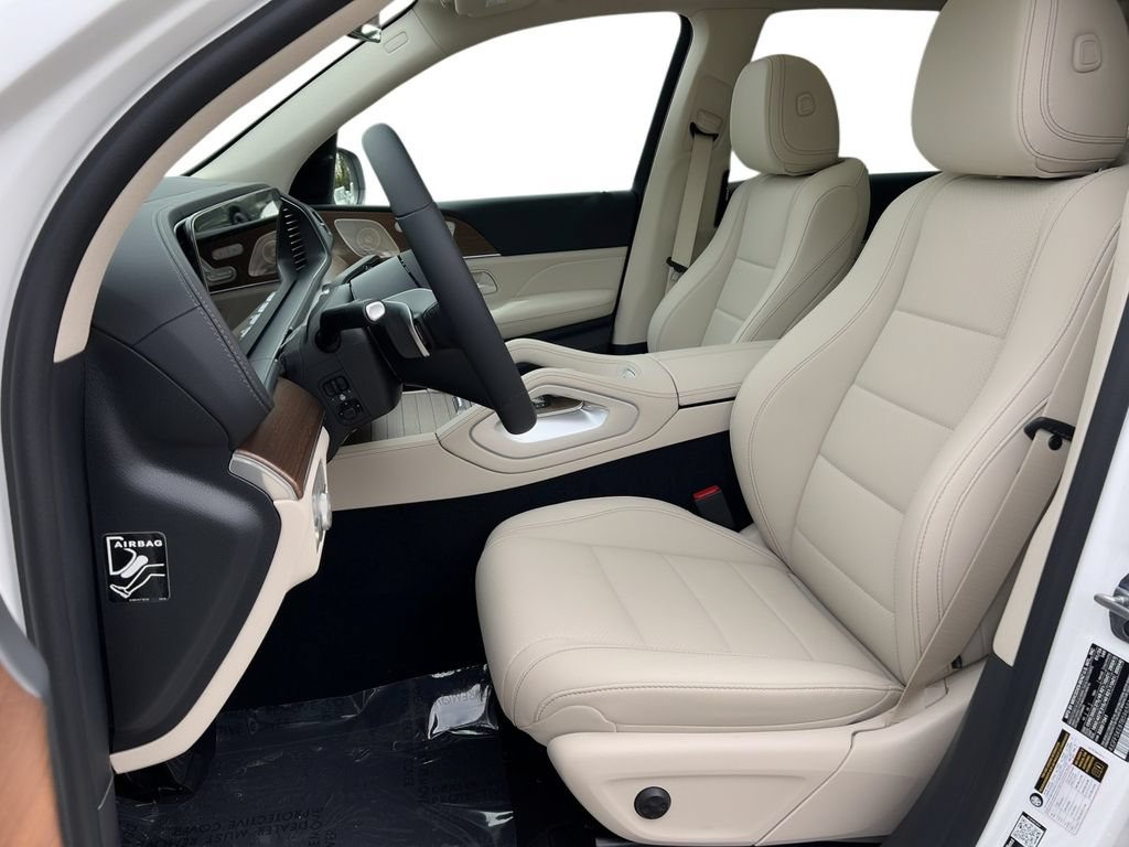 New 2026 Mercedes-Benz GLS 450 4MATIC image 6