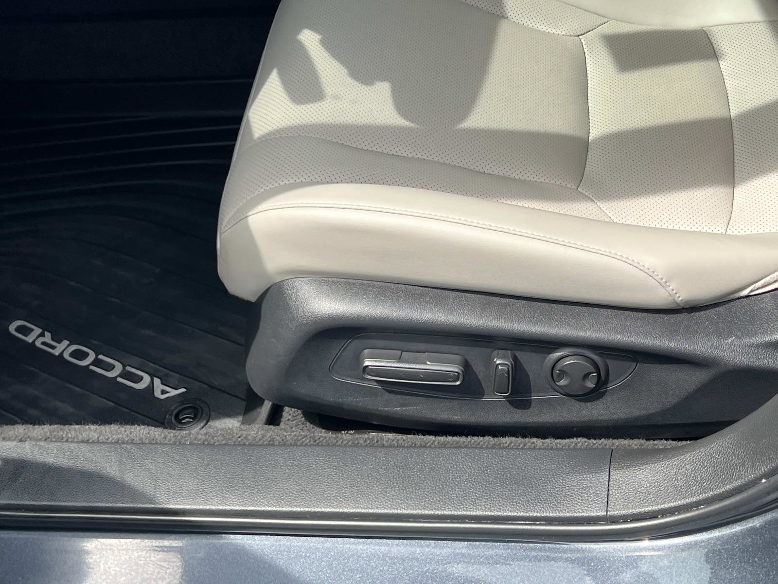 Certified 2024 Honda Accord EX-L image 18