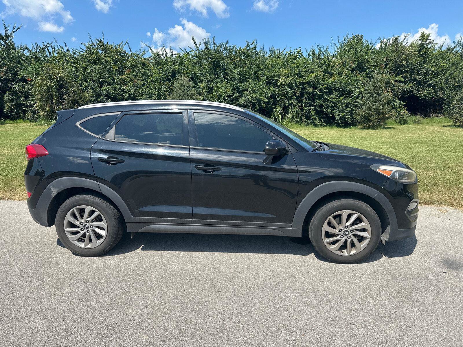 Used 2016 Hyundai Tucson SE w/ Option Group 02 FWD image 12