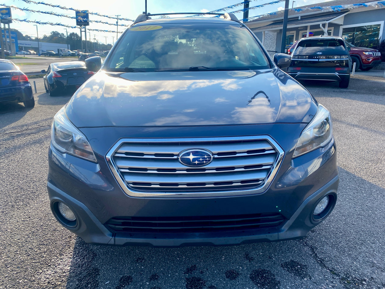 Used 2017 Subaru Outback 2.5i Premium image 2