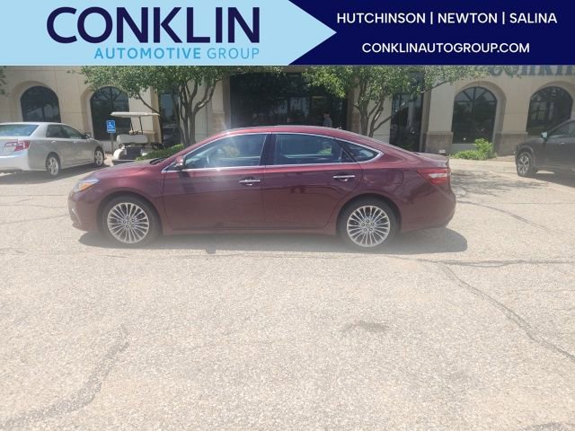 Used 2016 Toyota Avalon Touring FWD image 1