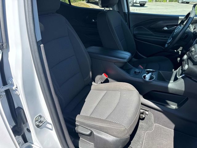 Used 2024 GMC Terrain SLE AWD/4WD image 23