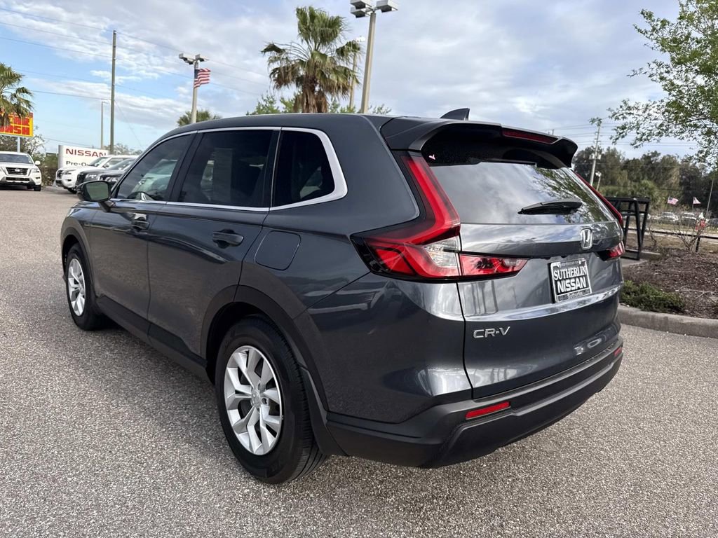 Used 2025 Honda CR-V LX image 6