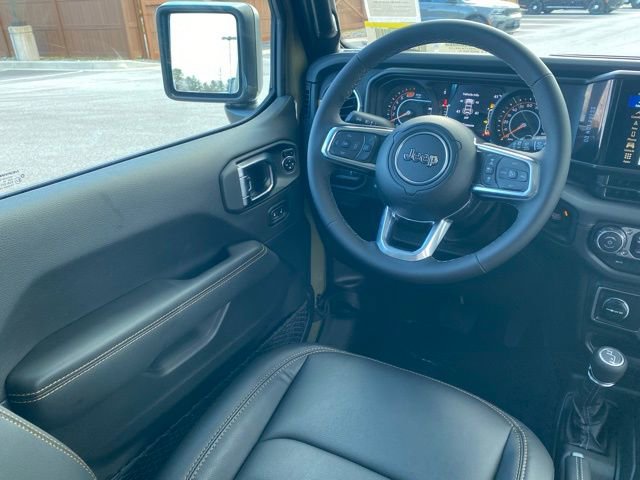 New 2026 Jeep Wrangler Unlimited Sahara AWD/4WD image 35