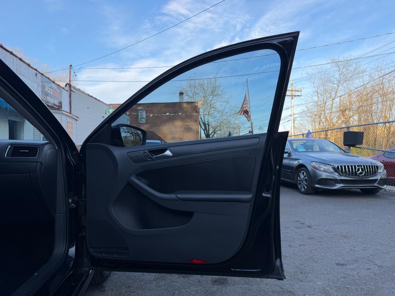 Used 2014 Volkswagen Jetta SE FWD image 38